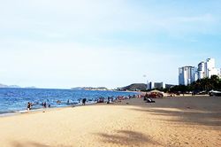 Dấu chân trên cát