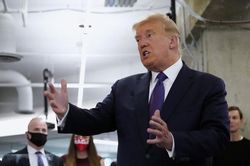 Nhà cái nâng tỷ lệ giành chiến thắng của ông Trump