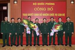 Nhân sự mới