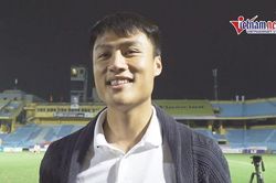Mạc Hồng Quân sang Séc đợi vợ sinh con sau khi kết thúc V-League 2020