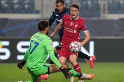 Chờ Liverpool và Man City đấu 'giáo' mới