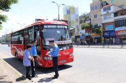 Thực hiện các giải pháp thiết thực nhằm kéo giảm ùn tắc và tai nạn giao thông
