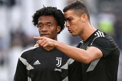 Cựu trung vệ Juventus tố siêu sao Ronaldo 'học dốt'