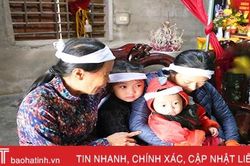 Chồng đột ngột qua đời, vợ ôm 2 con thơ chênh vênh giữa cuộc sống