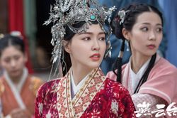 Đường Yên đăng ảnh con gái vì muốn tăng sức hút cho 'Yến vân đài'