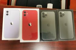 TP. Hồ Chí Minh: Thu giữ 50 điện thoại iPhone 'lậu' tại căn hộ chung cư