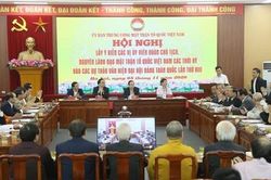 Tham nhũng, lãng phí như 'con đỉa 2 hai vòi'