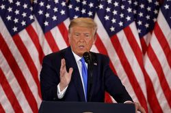 Kiện Nevada: Trump 'chiến' tới cùng, giành phiếu bằng tòa án