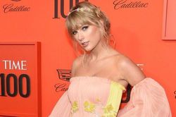 '#Taylorisfree' lên Top Trending: Swifties chờ đợi Taylor sớm ra mắt 5 album thu lại?