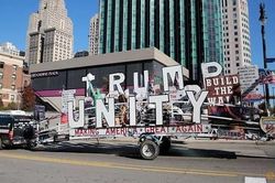 Đơn kiện bị bác ở 2 bang chiến địa, ông Trump lại đi lùi