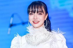 Cuộc sống của MC Thu Hương VTV sau 4 lần phẫu thuật mắt giờ ra sao?