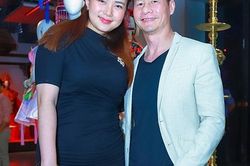 Phan Như Thảo sánh đôi bên chồng đại gia dự sự kiện, lộ diện mạo thật gây chú ý