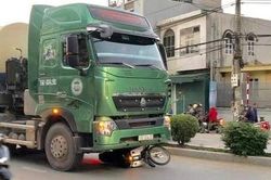 Lái xe bồn rời khỏi hiện trường sau khi gây tai nạn khiến nam sinh lớp 10 tử vong