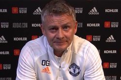 Trước nguy cơ bay ghế ở MU, Solskjaer phát biểu theo phong cách Cantona