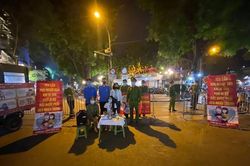 Hà Nội: Người không đeo khẩu trang không được vào phố đi bộ
