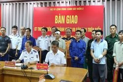 Tàu hàng bị chìm, thuyền trưởng mất tích, 7 người được cứu sống