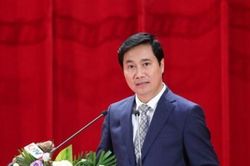 Ông Nguyễn Tường Văn giữ chức Chủ tịch UBND tỉnh Quảng Ninh