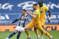 Harry Kane tỏa sáng giúp Tottenham vươn lên ngôi đầu