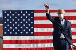 Tổng thống đắc cử Joe Biden kêu gọi hàn gắn những bất đồng