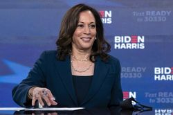 Kamala Harris - nữ Phó Tổng thống da đen, gốc Á đầu tiên trong lịch sử nước Mỹ