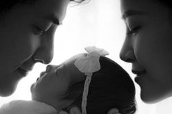 Đông Nhi: 'Được cùng chồng chăm con mỗi ngày là niềm hạnh phúc tuyệt vời nhất'