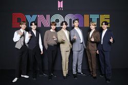 BTS thắng lớn tại giải MTV 2020, giành tới bốn giải trong số năm đề cử