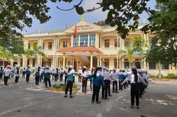 Đổi thay một mái trường