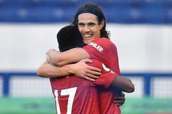 MU dễ lãng phí Cavani, Suarez... rủ Messi đến Atletico