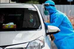 Kéo dài các hạn chế xã hội tại Jakarta