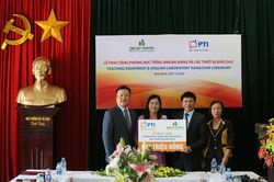 PTI bàn giao phòng học Tiếng Anh đa năng và trao tặng thiết bị giảng dạy tại Ninh Bình
