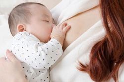 Chăm sóc bà mẹ sau đẻ thế nào để kịp thời phát hiện biến cố?