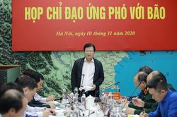 Gấp rút ứng phó hoàn lưu mưa sau bão số 12, chuẩn bị phòng chống bão số 13