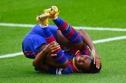Thần đồng của Barca gặp hạn nặng, nghỉ thi đấu 4 tháng