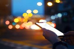 Tại sao con người hiện đại ngày càng cô đơn và lẻ loi?