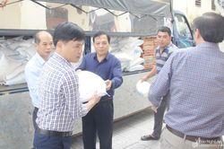 Hội Nông dân tỉnh Thái Nguyên ủng hộ nông dân Nghệ An bị thiệt hại do ngập lụt