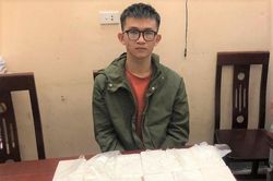 Bắt kẻ vận chuyển 12 bánh heroin ở Nghệ An
