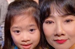 Con gái diễn viên Mai Phương hồn nhiên nhắc về mẹ khiến khán giả xúc động