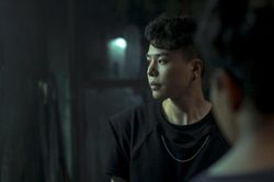 Không diễn viên nào sướng như Trịnh Thăng Bình: ngủ 12 tiếng mỗi ngày trên phim trường