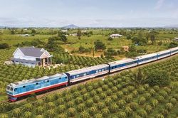 Giảm 50% giá hàng nghìn vé tàu từ TP HCM ra miền Trung, Hà Nội