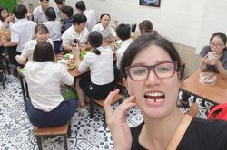Trang Trần được đặt biệt danh mới sau khi... gãy răng