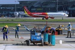 Phó Thủ tướng chỉ đạo hàng loạt biện pháp thúc đẩy tiến độ cải tạo sân bay Nội Bài và Tân Sơn Nhất