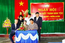 Các cộng đồng dân cư tổ chức Ngày hội Đại đoàn kết