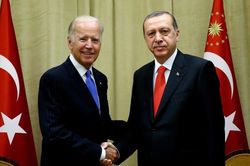 Tổng thống Thổ Nhĩ Kỳ chúc mừng ông Biden sau nhiều ngày im ắng