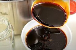 Cách cực dễ để chế thứ nước thần thánh cần cho mọi món kho, làm 1 lần, dùng cả năm