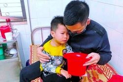 9 trẻ mầm non nhập viện sau bữa ăn ở trường