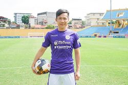 Chuyển nhượng V-League: Hà Nội gia hạn hợp đồng với lão tướng 36 tuổi