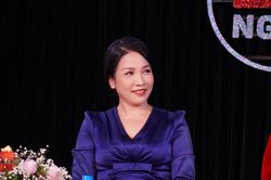 Diva Mỹ Linh dạy thanh nhạc trực tuyến cho khán giả yêu ca hát