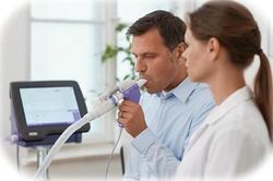 Đo chức năng hô hấp trong chẩn đoán bệnh phổi tắc nghẽn mãn tính (COPD)