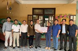 Hội Môi giới Bất động sản Việt Nam phối hợp với Báo Công Thương hỗ trợ cho các trường học vùng lũ