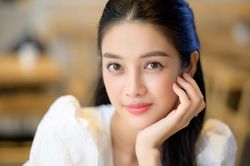 Người đẹp vào vai Thúy Kiều: 'Tôi bị bạn trai phản bội'